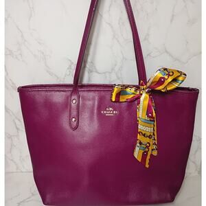 COACH City Raspberry Crossgrain Leather Zip Tote - EUC